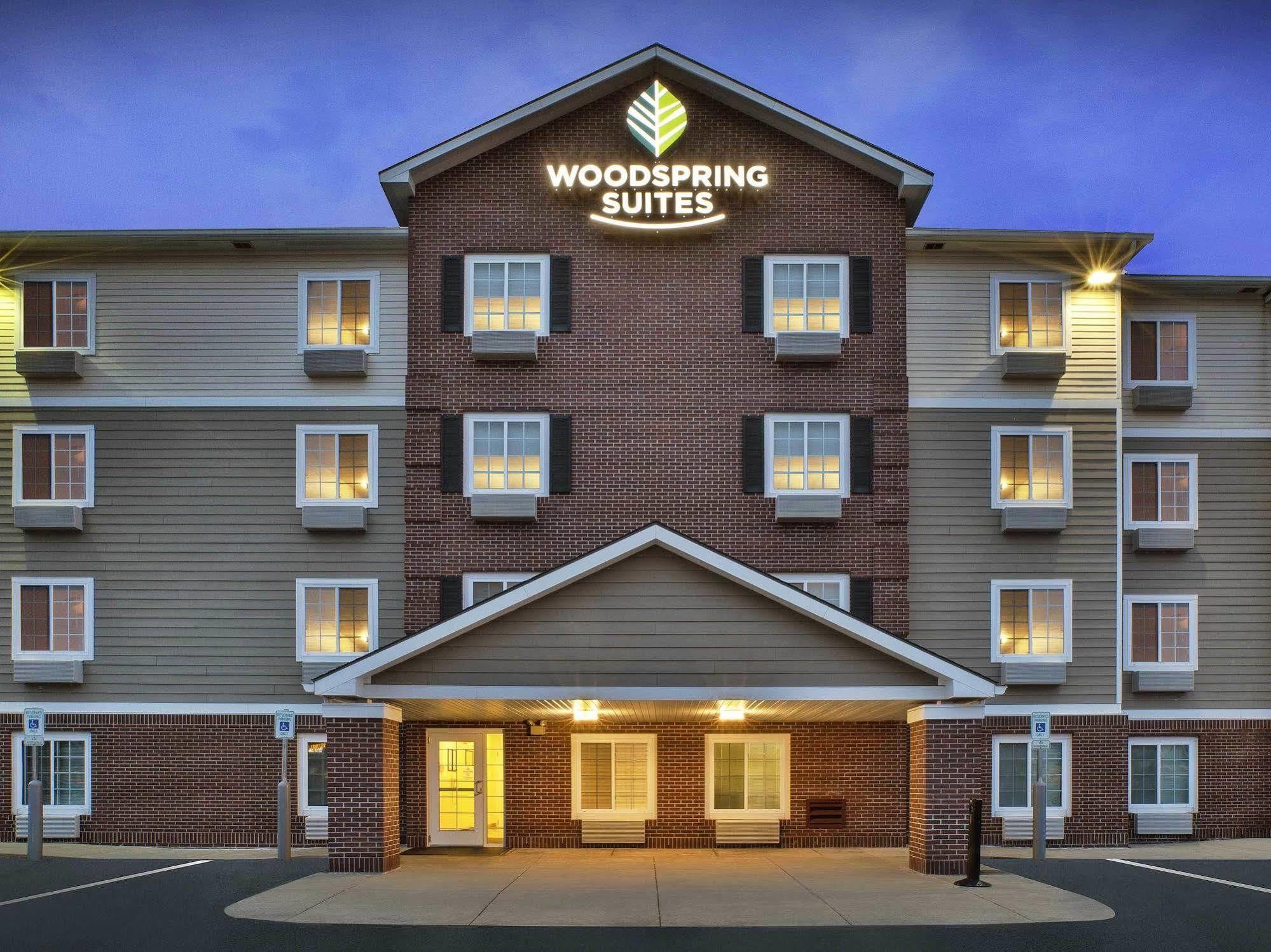 Woodspring Suites Holland - Grand Rapids Exterior foto